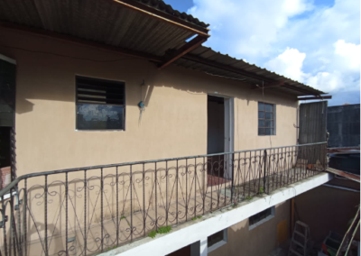 Se Vende Casa para reconstruir ya sea para Vivienda o Negocio terreno 15*13 en calle principal de la Zona 6, Cerca de la Parroquia