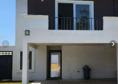 Se Vende Linda y Amplia Casa con Doble Terreno en Alamedas de Santo Domingo Carretera a el Salvador Km. 30.5