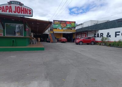 Se vende propiedad en sector salida al Atlántico 55m*18m